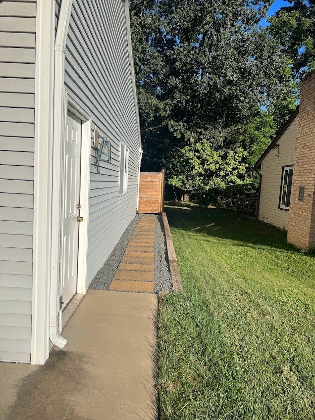 Foto del edificio - 132 E Meadowland Ln