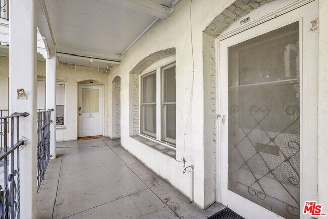 Foto del edificio - 4125 S Figueroa St