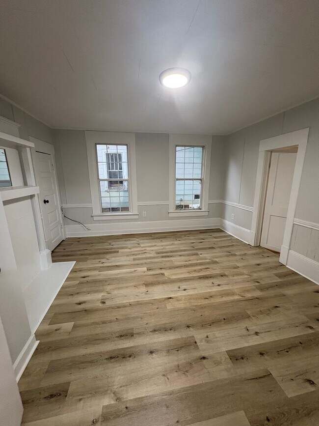 Foto del edificio - 2423 Patria St