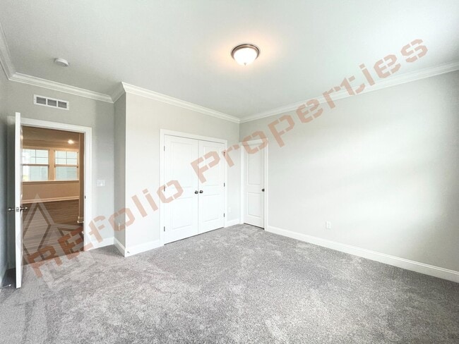 Foto del edificio - 105 Moraine Ct