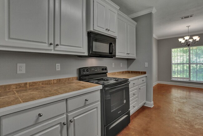 Building Photo - Beautiful Home for Lease!