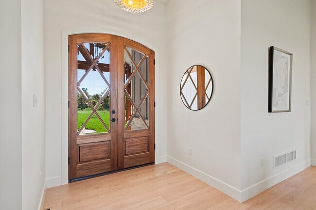 Building Photo - 2805 Easley Cabin Cir