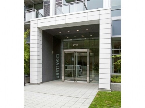 Building Photo - 2911 2nd Ave