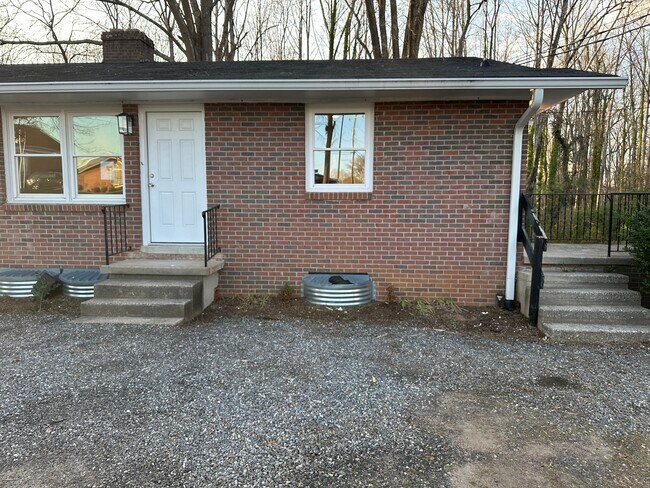 Outside Front - 4103 N Center St