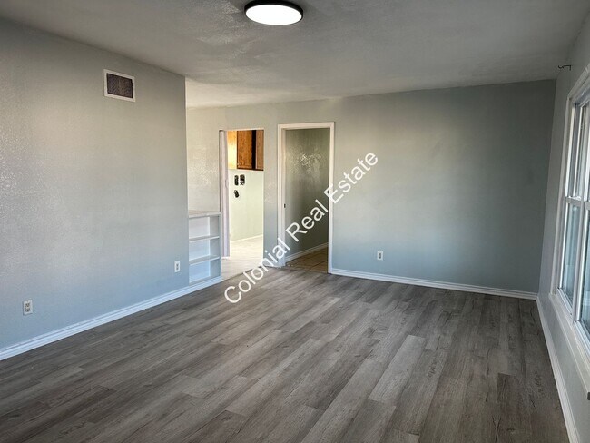 Foto del edificio - 205 E Tierra Blanca Rd