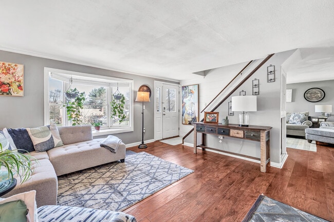 Foto del edificio - 239 Bayberry Ln