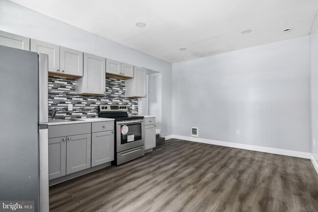 Foto del edificio - 171 E Sharpnack St