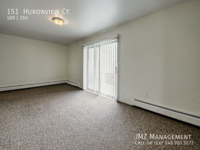 Building Photo - 151 Huronview Ct