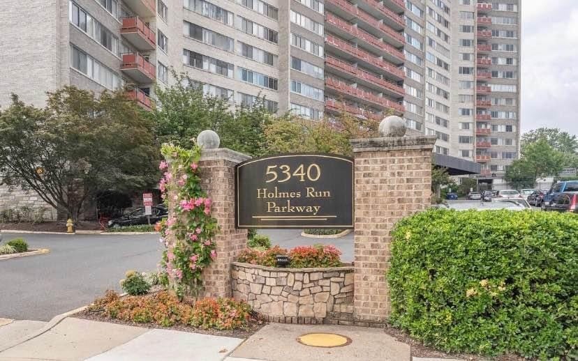 5340 Holmes Run Pky Unit 1118, Alexandria, VA 22304 Condo for Rent in
