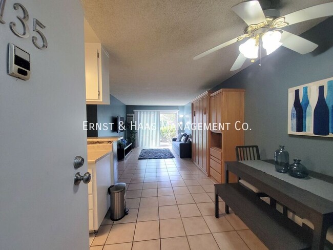 Foto del edificio - Beautiful 1 Bedroom Condo in Resort Styled...