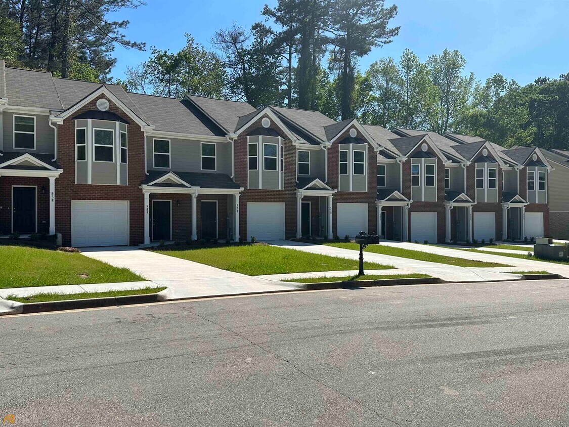 529 Maggie Ln, Jonesboro, GA 30238 Townhome Rentals in Jonesboro GA
