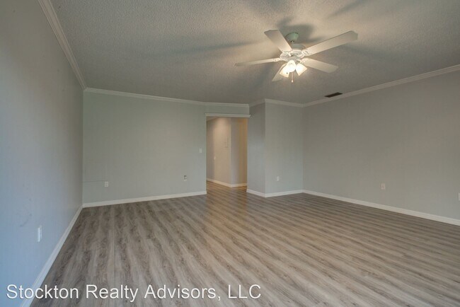 Building Photo - 3400 S Beneva Rd