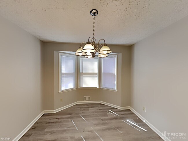 Building Photo - 143 Aspen Ct