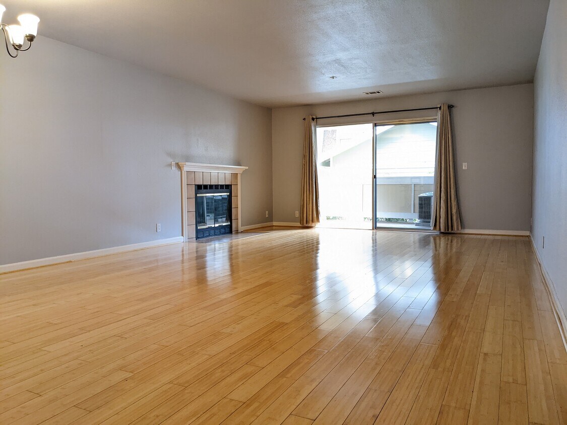 2589 Oak Rd Unit A, Walnut Creek, CA 94597 Condo for Rent in Walnut