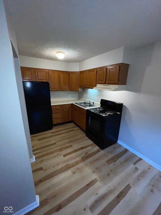 Foto del edificio - 959 W McKay Rd