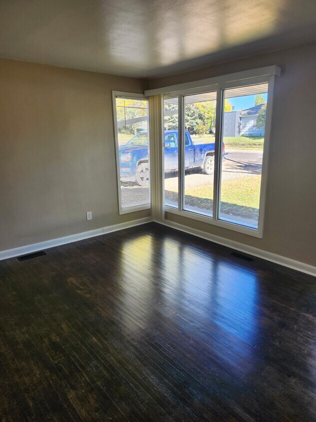 Foto principal - 510 20th St S