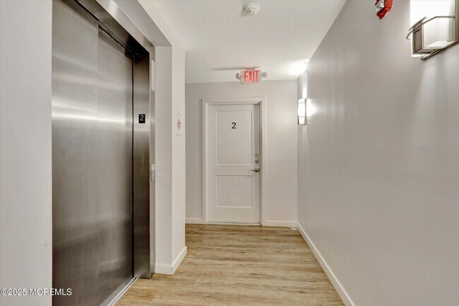 Foto del edificio - 55 Brighton Ave