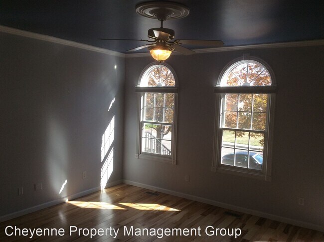 Foto del edificio - 3 br, 2.5 bath House - 5426 Sunset Dr.
