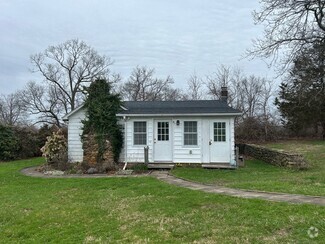 Building Photo - 40 Bashan Rd