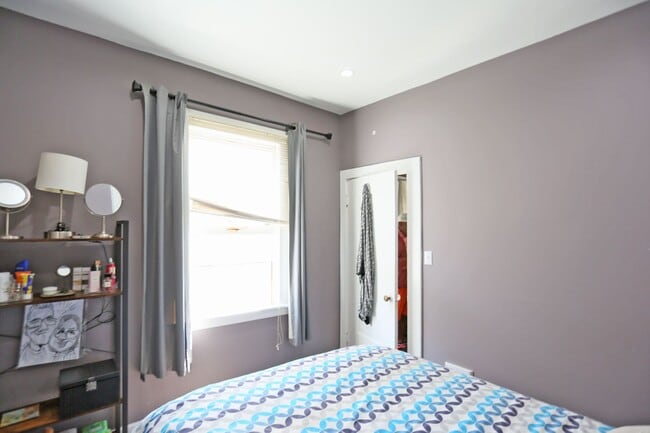 Foto del edificio - 1243 Pine St