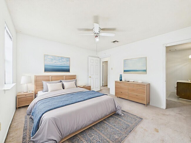 Foto del edificio - 114 Hummingbird Ln