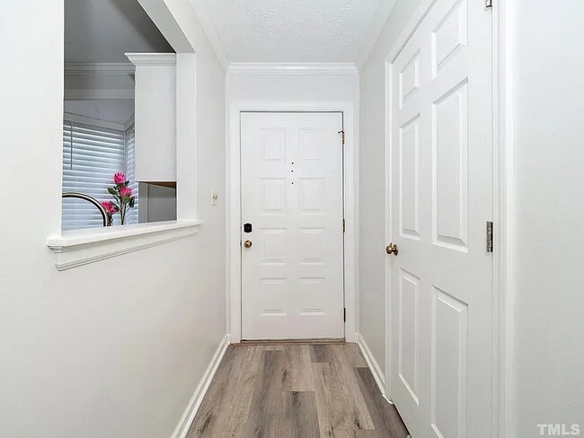 Building Photo - 131 Rosebrooks Dr