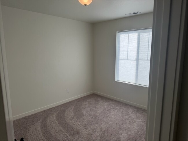 Foto del edificio - 7862 E Hilton Head St