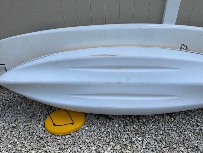 Foto del edificio - 27044 Williams Rd