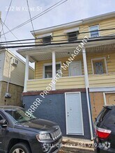 Building Photo - 232 W Kline Ave