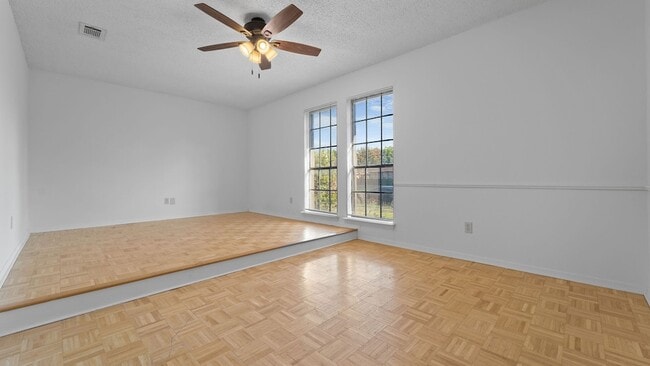 Foto del edificio - 1529 Leicester St