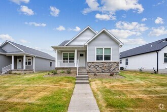 Building Photo - 125 Axlewood Dr
