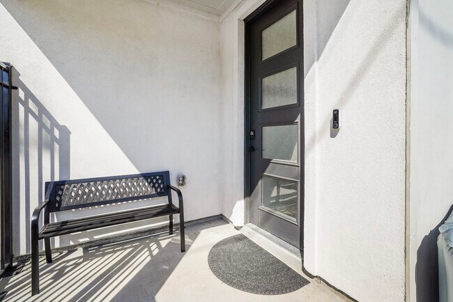 Foto del edificio - 1611 Shelby St