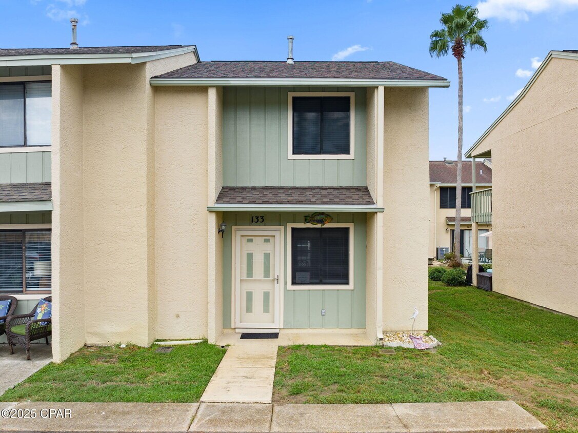 Foto principal - 133 W Leslie Ln