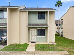 Building Photo - 133 W Leslie Ln