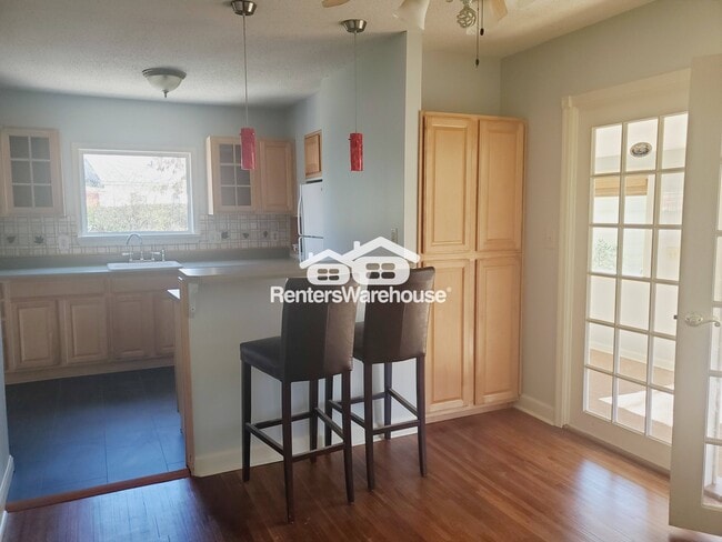 Foto del edificio - 1951 Dresden Dr