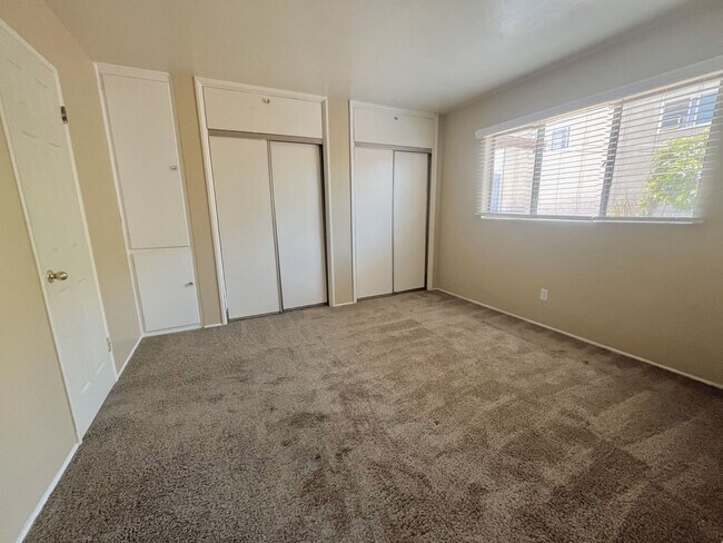 Foto del edificio - ***Move in Special***Normal Heights Duplex...