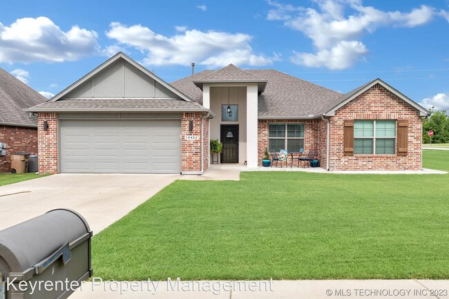 Foto del edificio - 4 br, 2 bath House - 14402 S Toledo Ave