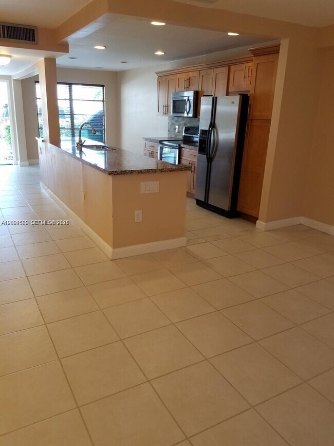 Foto del edificio - 2750 N 34th Ave