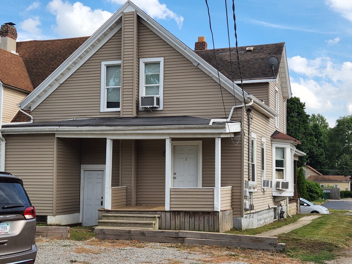 More photos to come - 517 Lawton Plz