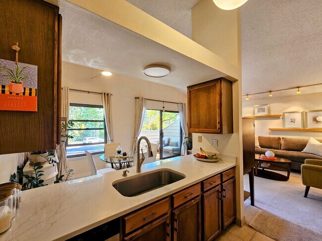 Foto del edificio - 4233 S Richfield Way