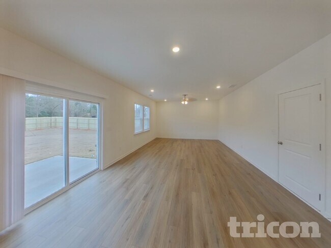 Building Photo - 304 Trulove Ln