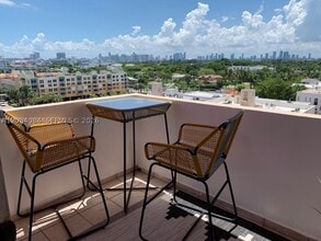 Building Photo - 2899 Collins Ave