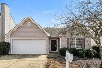 Building Photo - 200 Greystone Cir