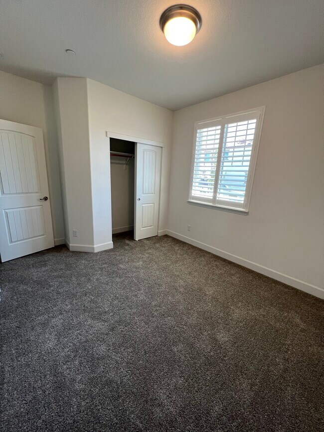 9886 Summerton Way, Elk Grove, CA 95624 House Rental in Elk Grove, CA