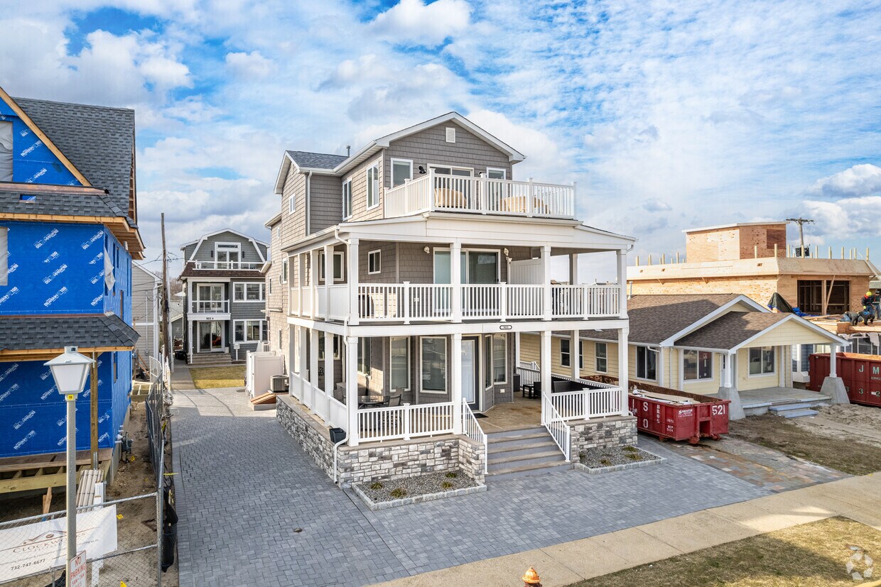 903 Ocean Ave, Belmar, NJ 07719 Apartments in Belmar, NJ