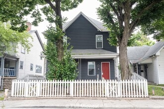 Building Photo - 1439 S East St