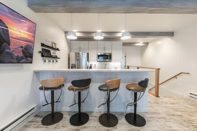 Building Photo - 36 RC