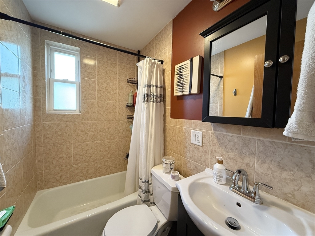 Foto principal - 295 Allston St