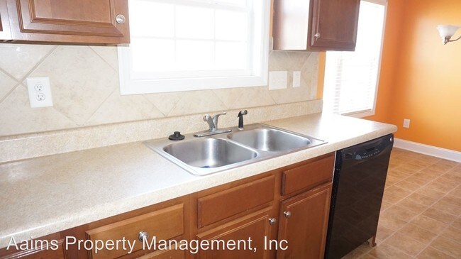 Building Photo - 3 br, 2 bath House - 154 Pebble Ln