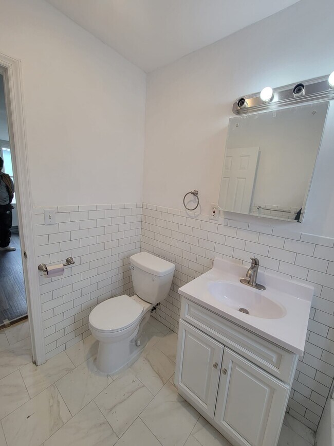 Foto del edificio - 1323 McBride St